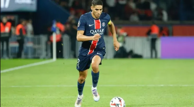 Achraf Hakimi là hậu vệ phải hiện đại với tốc độ vượt trội và khả năng hỗ trợ tấn công rất hiệu quả.